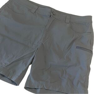 Eddie Bauer Gray Cargo Pockets Belt Loops Shorts Size 16